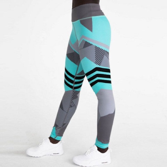 Striped Reflective Fabric Yoga/work out/exercise/relaxing/walking/comfy Legging - Picture 3 of 7